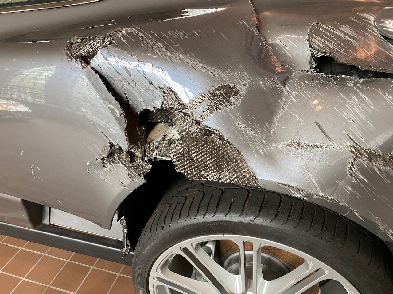 saratoga spa - 2006 aston martin dbs casino royale 02