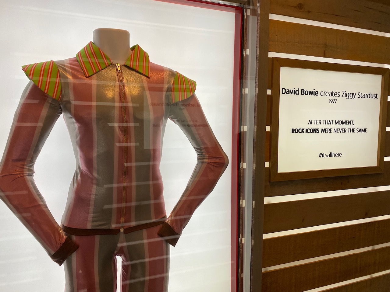 nyc - david bowies ziggy stardust suit 1977.jpeg
